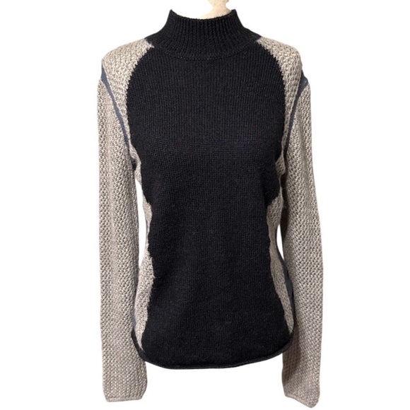 Helmut Lang Gray and Navy Alpaca Silk Blend Sweater - Picture 1 of 4